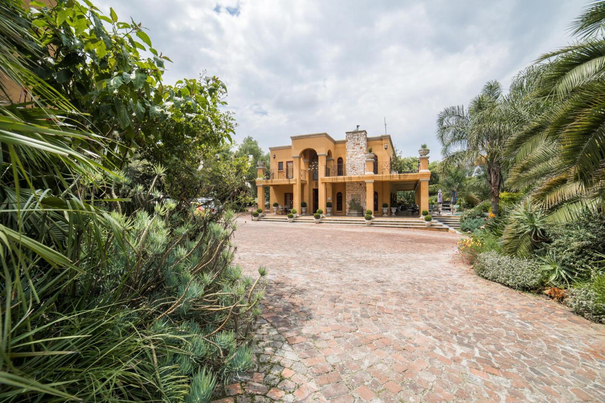 Tuareg Guest House Midrand Exterior foto